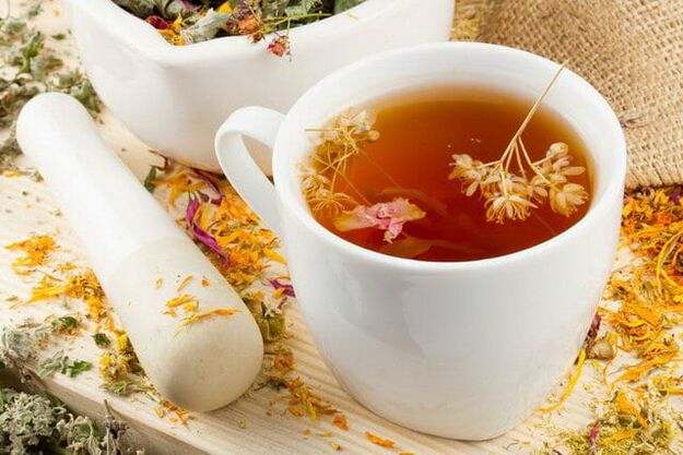 Kräutersud gegen Blasenentzündung